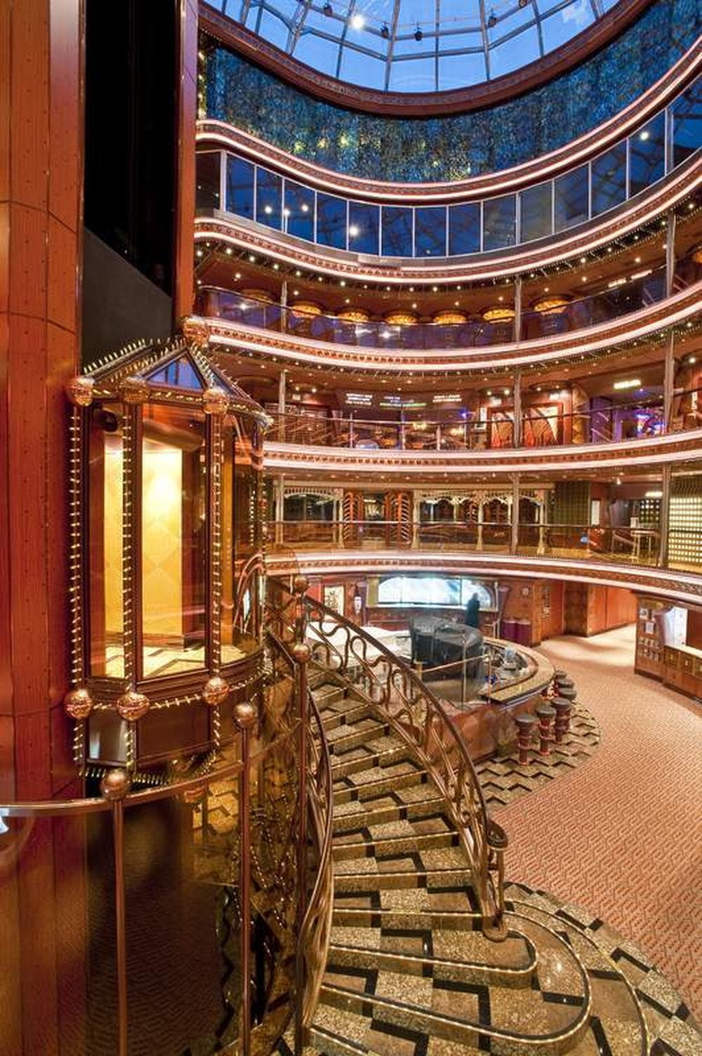 Фото Carnival Elation