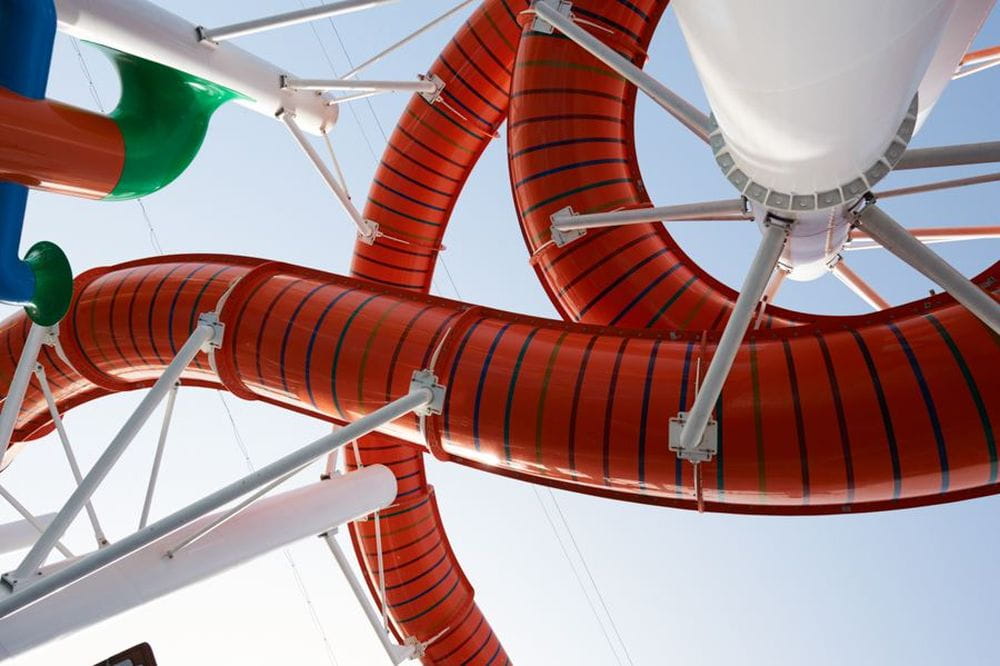 Фото Carnival Horizon