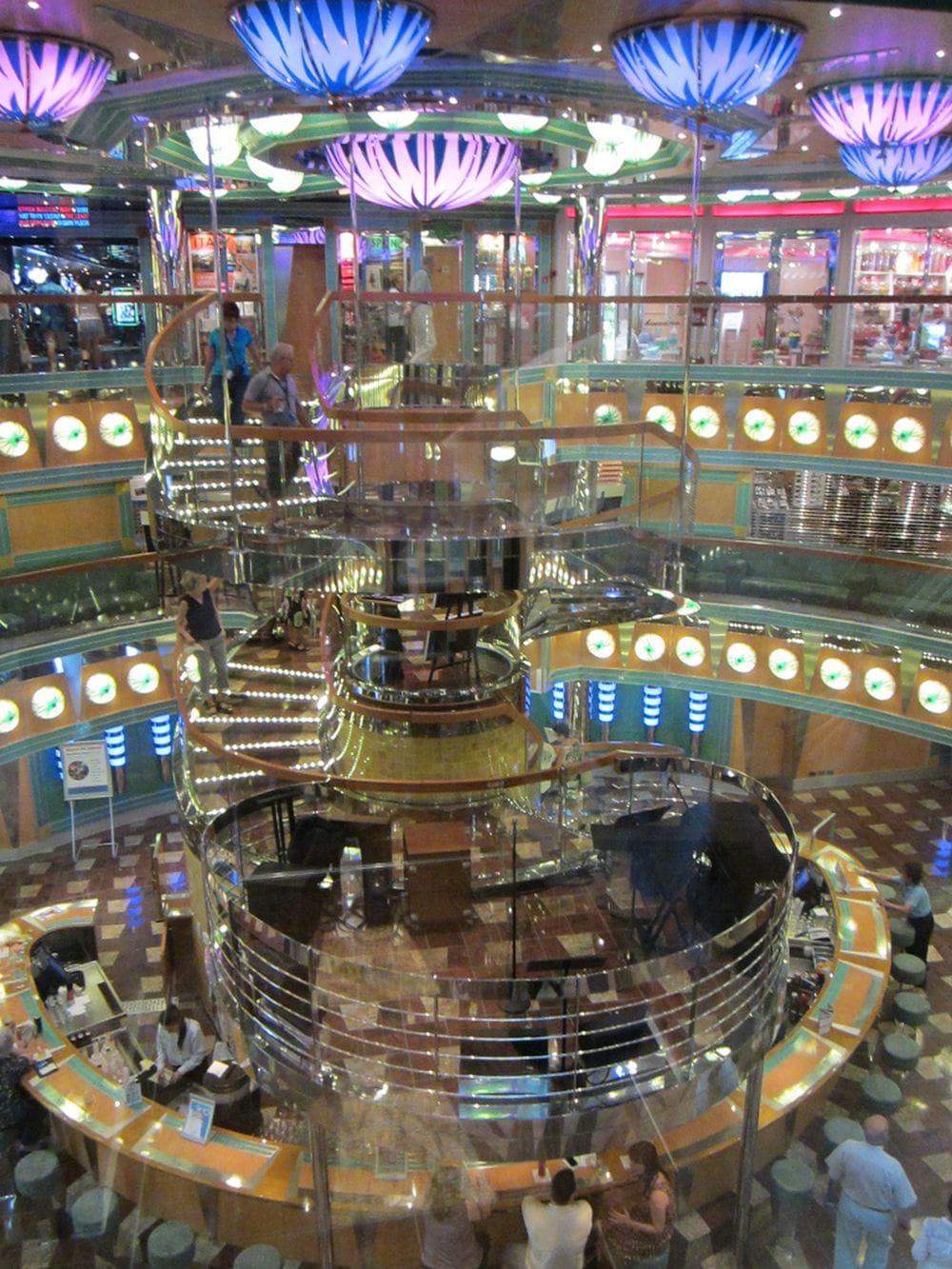 Фото Carnival Magic