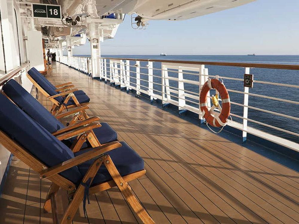 Фото Emerald Princess