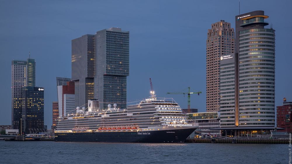 Фото Koningsdam