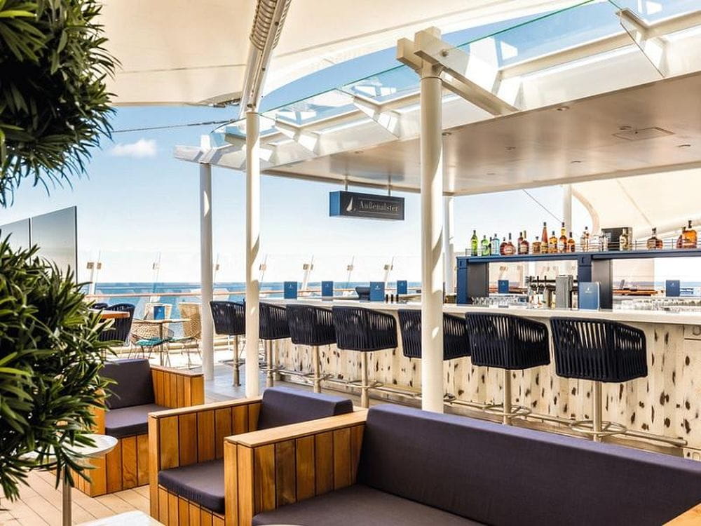 Фото Mein Schiff 6
