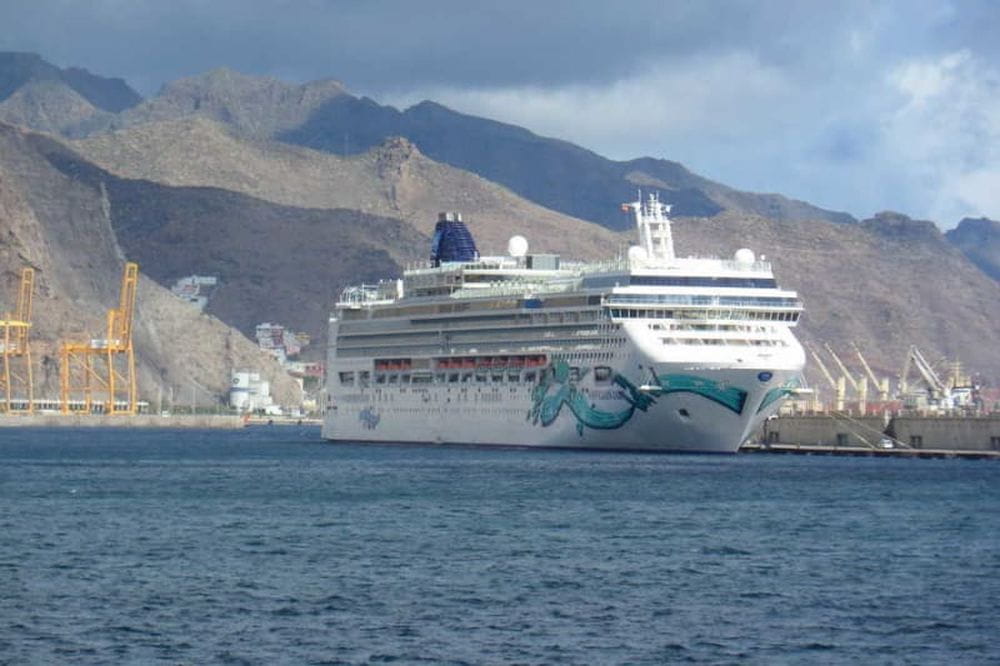 Фото Norwegian Jade