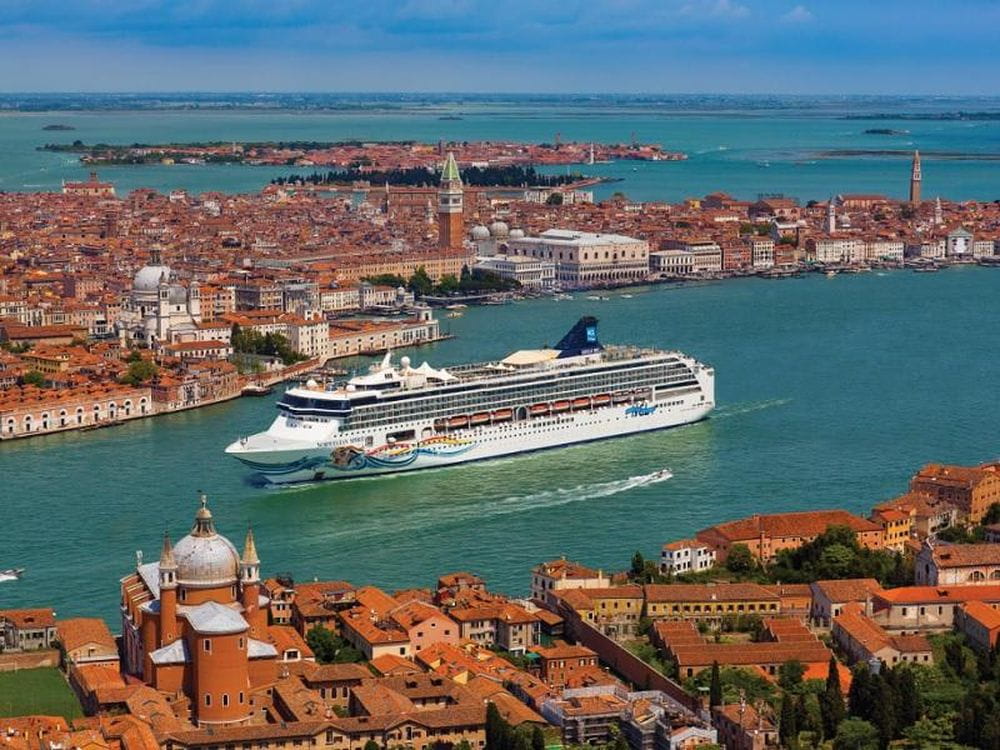 Фото Norwegian Spirit