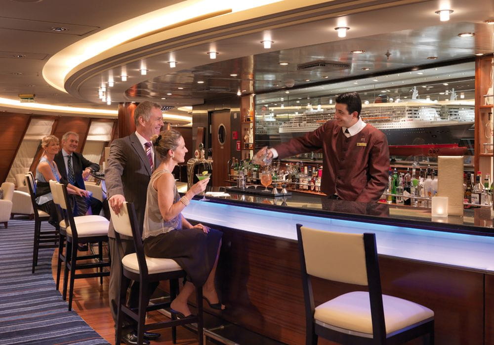 Фото Queen Mary 2