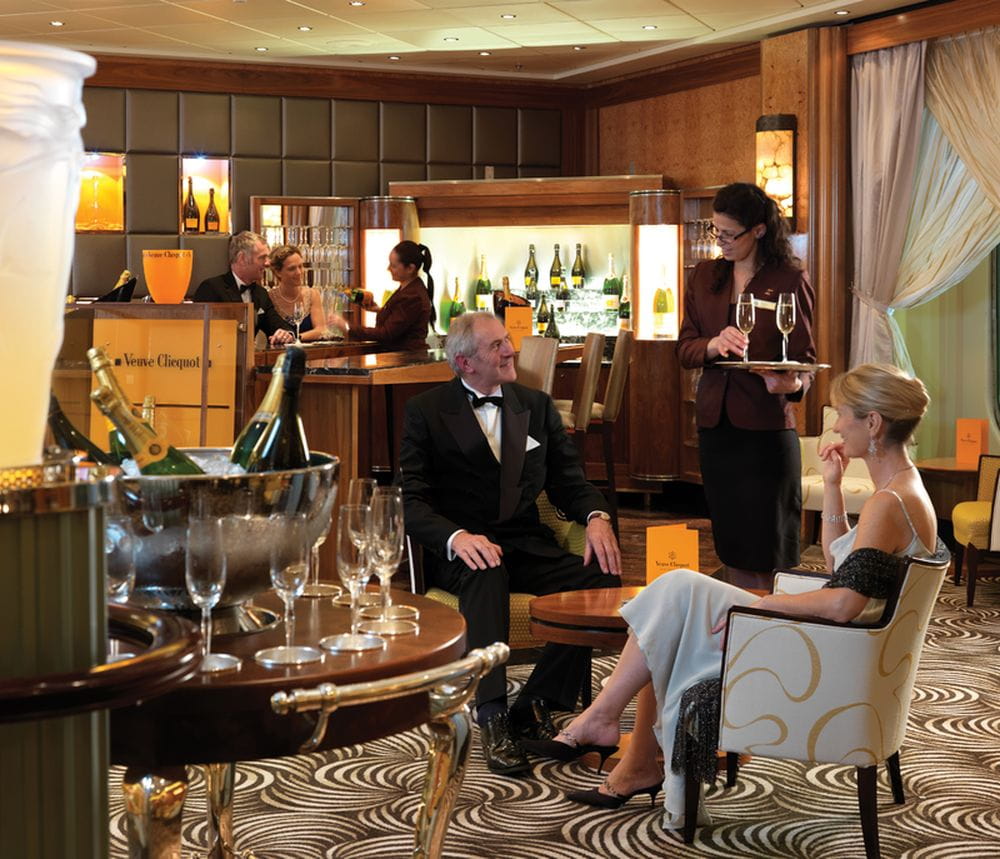 Фото Queen Mary 2