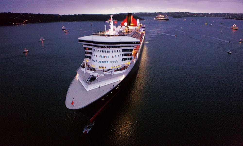 Фото Queen Mary 2