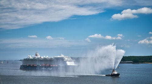 TUI Cruises заказала два новых круизных лайнера на сжиженном природном газе